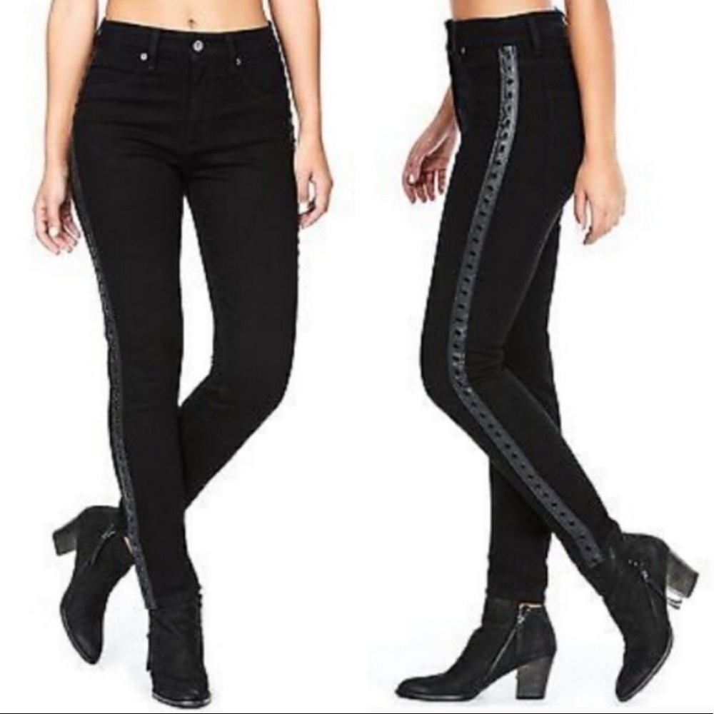 NWT Carmar LF Grommet Black Skinny Jeans Sz 25